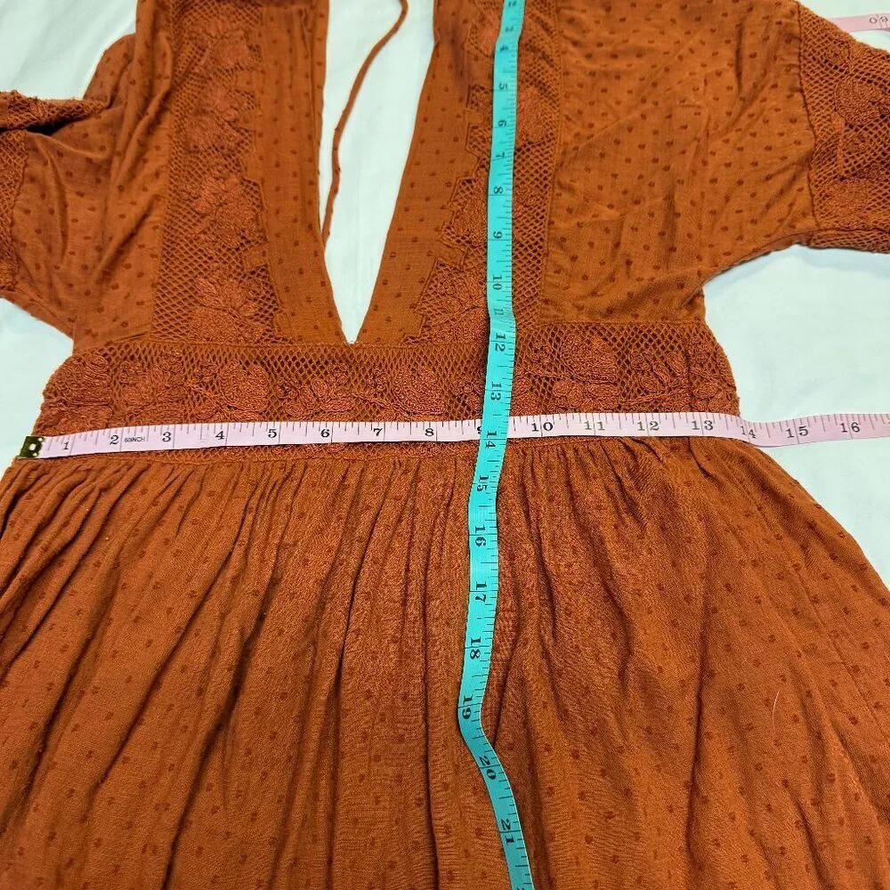 Free People Cinnamon Sugarpie‎ Plunge Mini Dress – Size Small, EUC